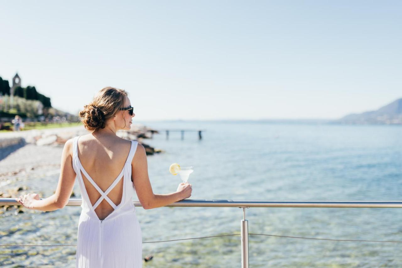 Hotel Orione - Lake Front Hotel Brenzone sul Garda Εξωτερικό φωτογραφία