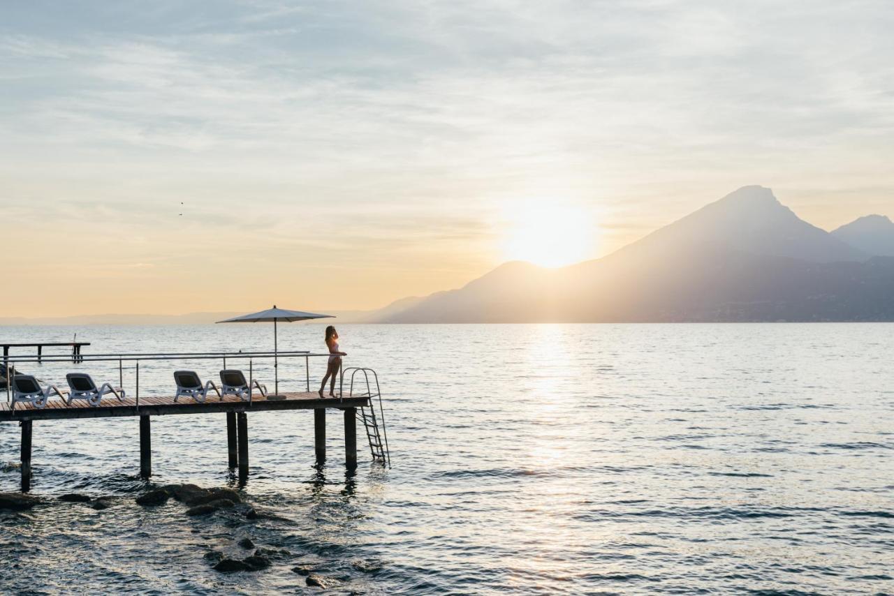 Hotel Orione - Lake Front Hotel Brenzone sul Garda Εξωτερικό φωτογραφία