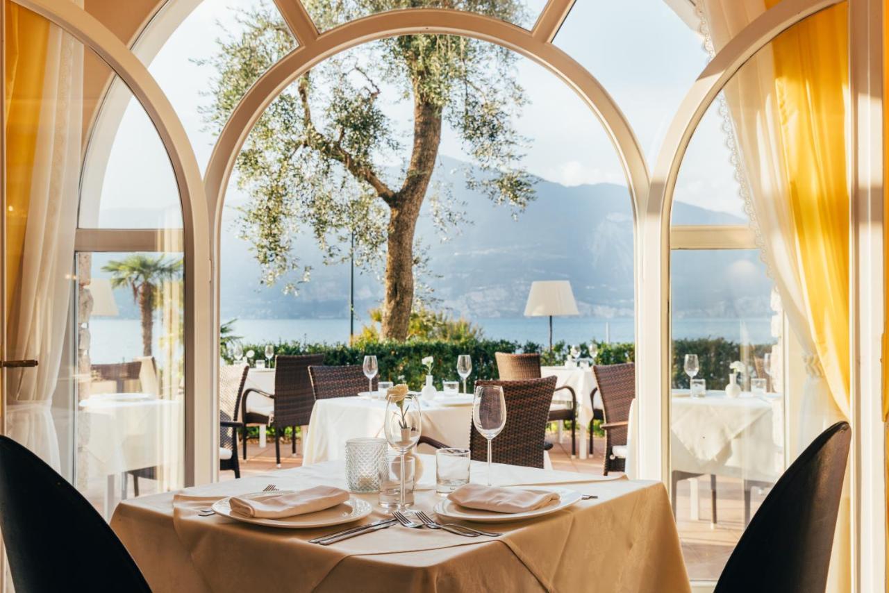 Hotel Orione - Lake Front Hotel Brenzone sul Garda Εξωτερικό φωτογραφία