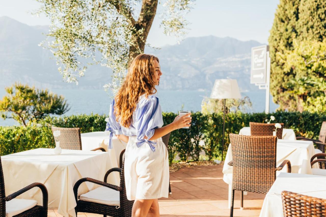 Hotel Orione - Lake Front Hotel Brenzone sul Garda Εξωτερικό φωτογραφία