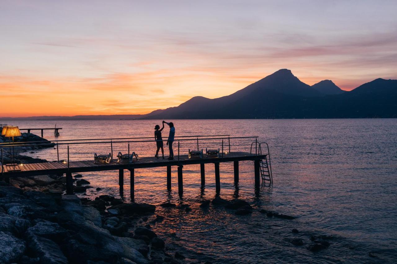 Hotel Orione - Lake Front Hotel Brenzone sul Garda Εξωτερικό φωτογραφία